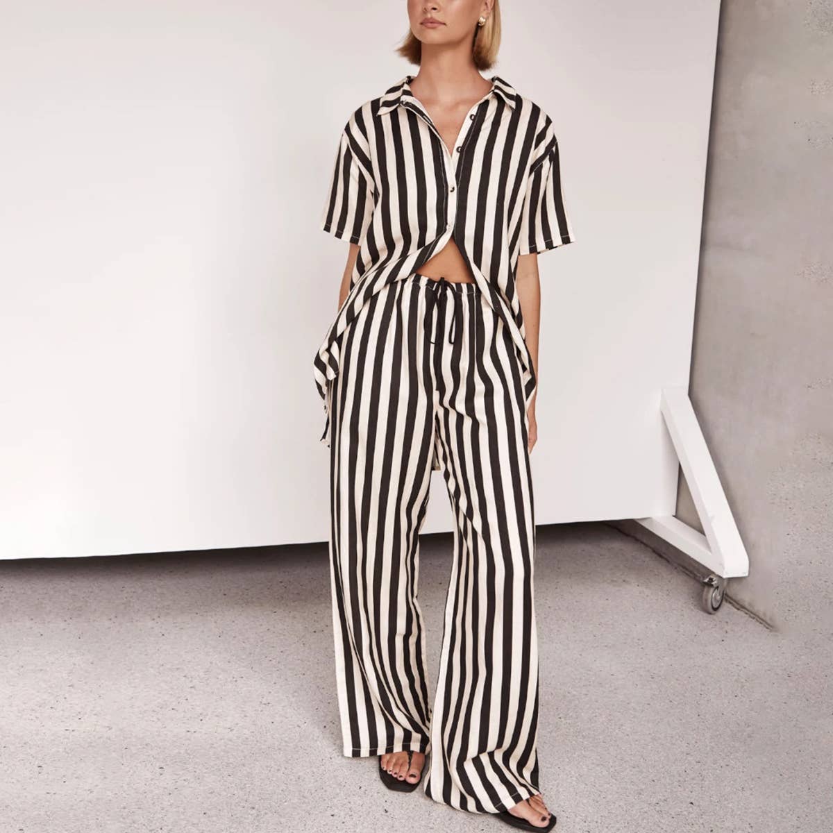 Striped color matching pant
