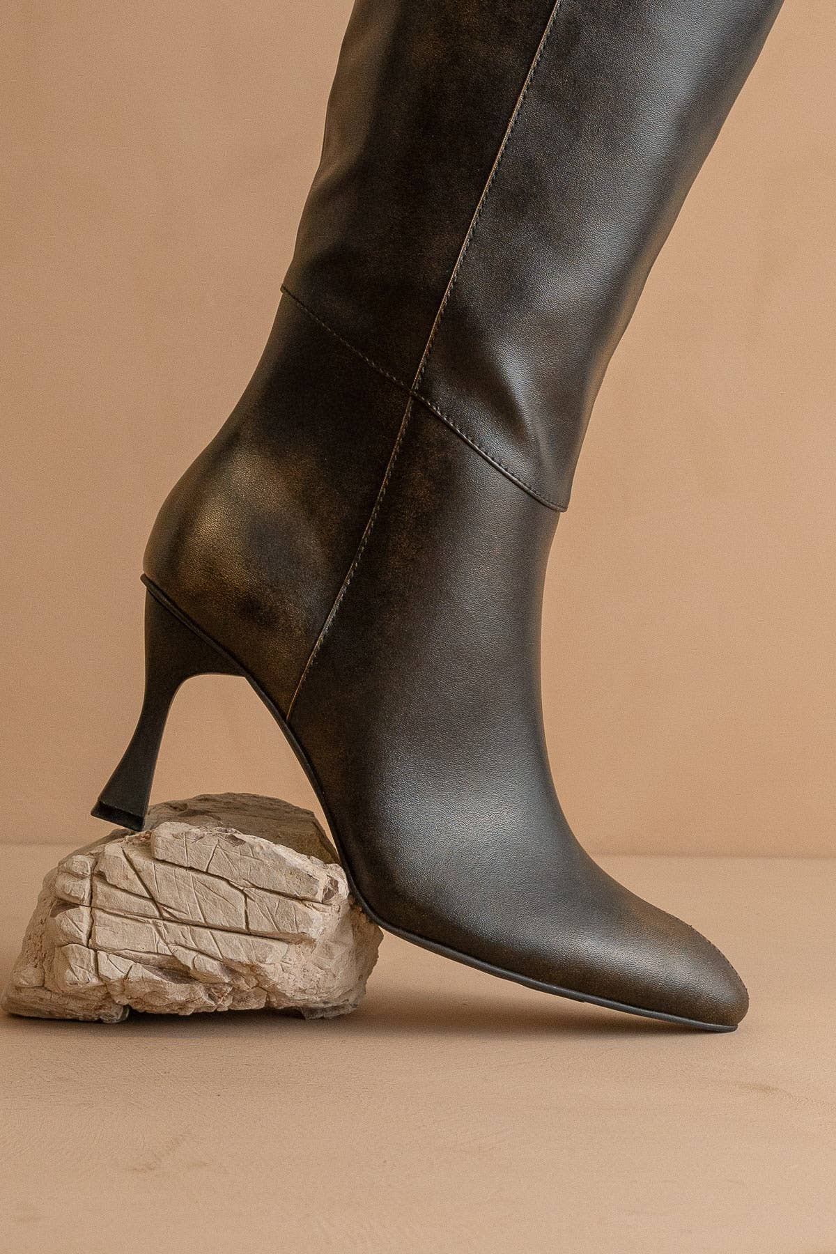 The Lexington | Distress Black Pointed Toe Knee High Boot