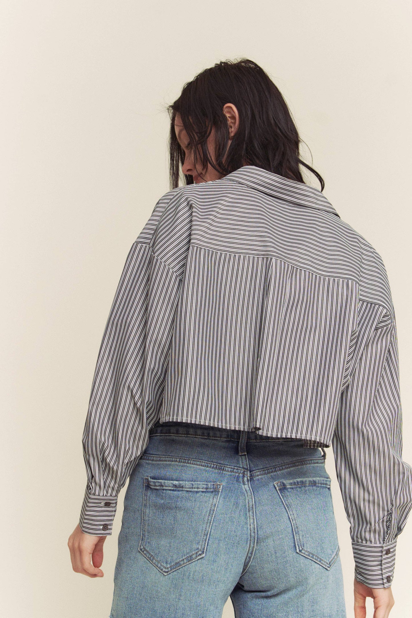 STRIPE POCKET BUTTON DOWN CROP SHIRT