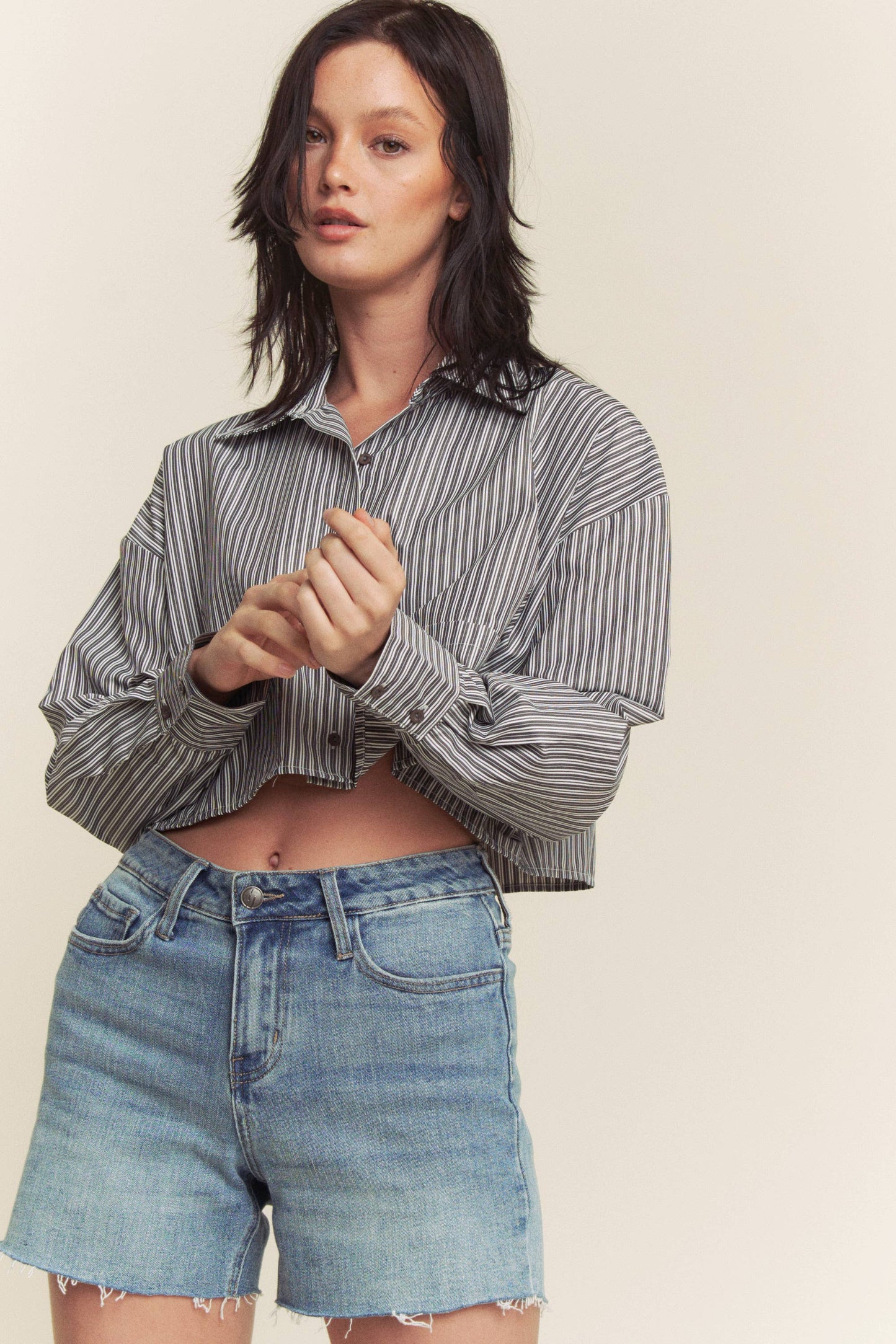 STRIPE POCKET BUTTON DOWN CROP SHIRT